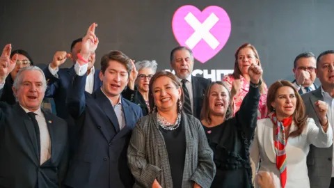 Creel, Zavala y Guajardo en el equipo de precampaña de Xóchitl; suma a sus hijos