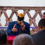 Presentan el libro “Tinieblas, el gigante sabio”