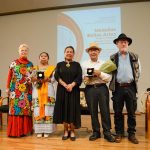 Medalla Bellas Artes a Briceida Cuevas y Juan Hernández por enriquecer la literatura en lenguas indígenas