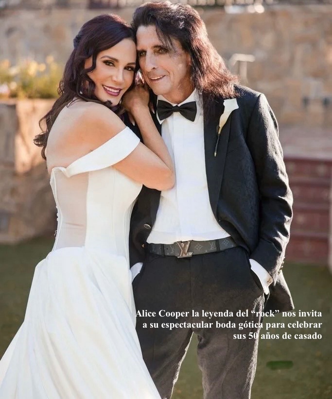 Nuestros 50 años juntos han demostrado a un mundo cínico que el amor verdadero perdura: Alice Cooper