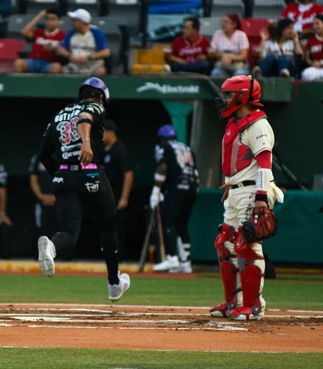 Querétaro empata serie en el Beto; venció por pizarra de 9-1 a El Águila de Veracruz