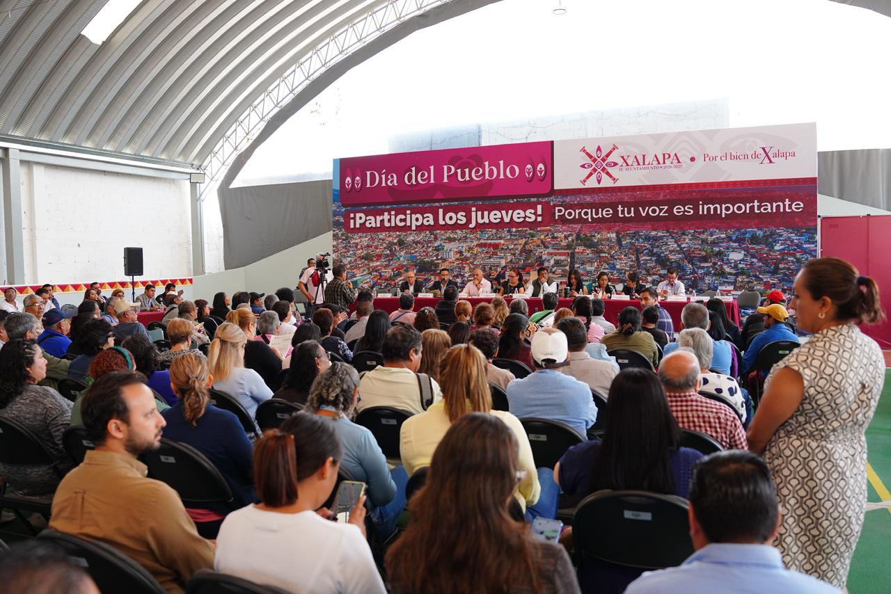 Llevó Daniela el Día del Pueblo al sur de la Xalapa y anunció la aplicación de 44 mdp para 19 obras