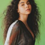 Entrevista a la cantautora coatepecana Silvana Estrada, ganadora de un Grammy Latino